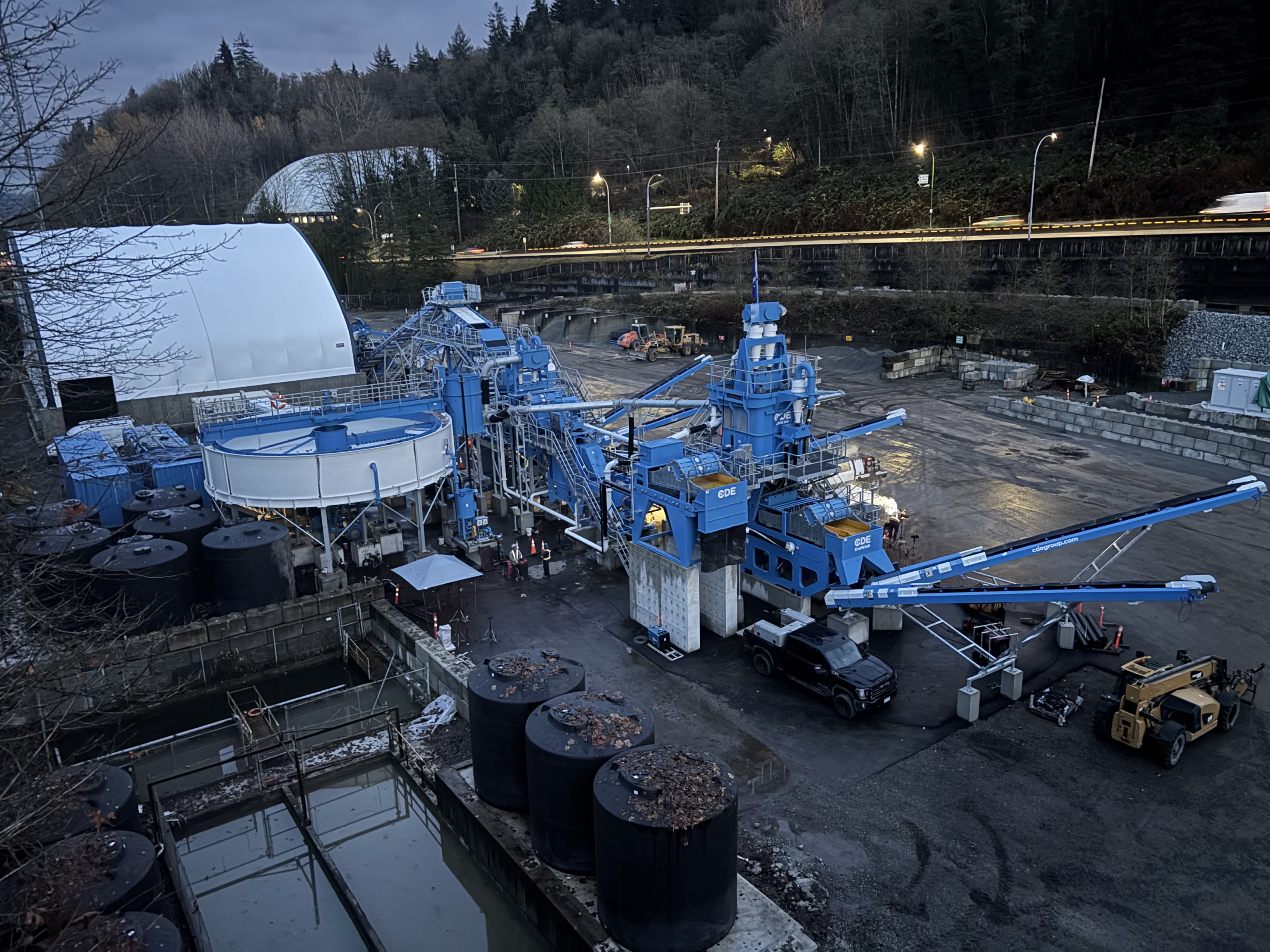 Raider Industrial millwright crew working on heavy equipment, Maple Ridge BC